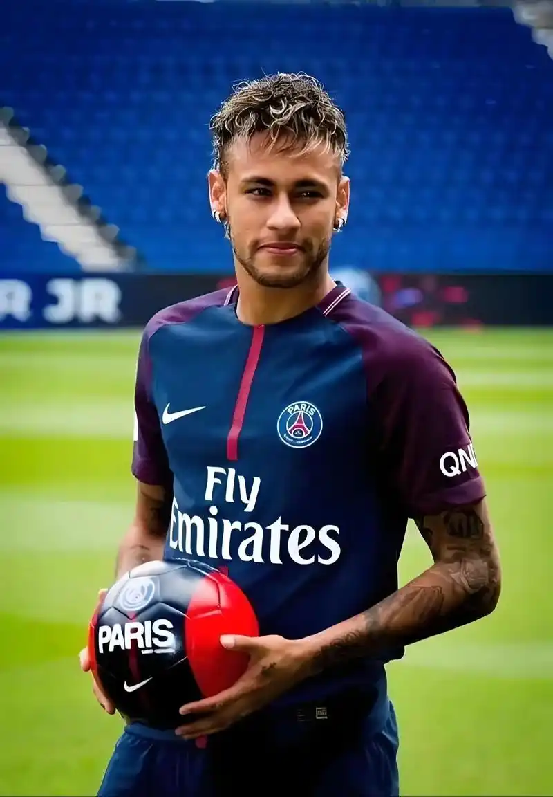 他以其卓越 他以其卓越